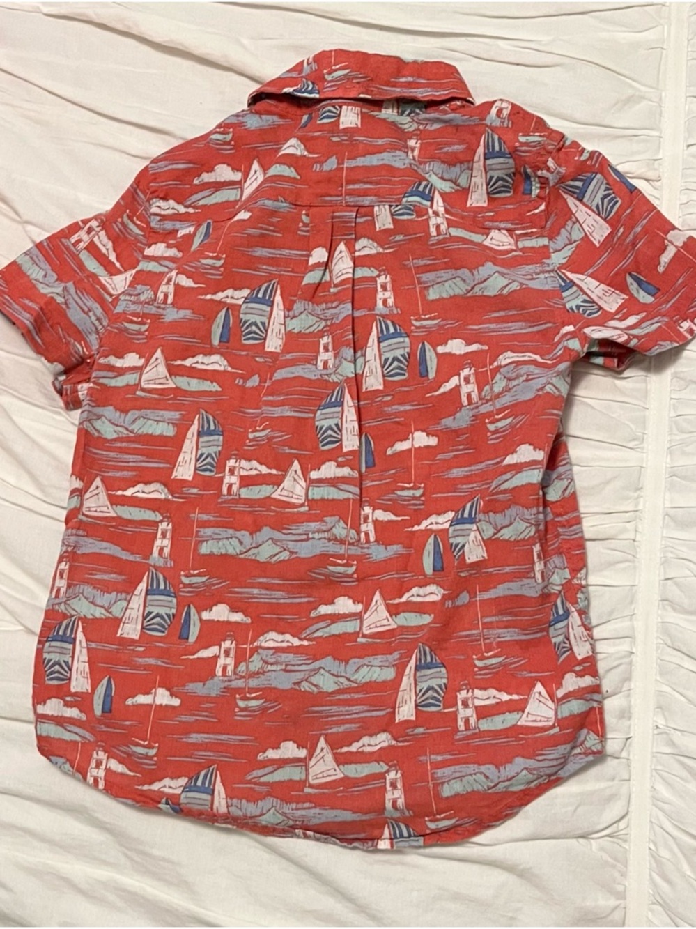 Vineyard Vines Sailboat Print Short-Sleeve Button-Down - Picture 4 of 5